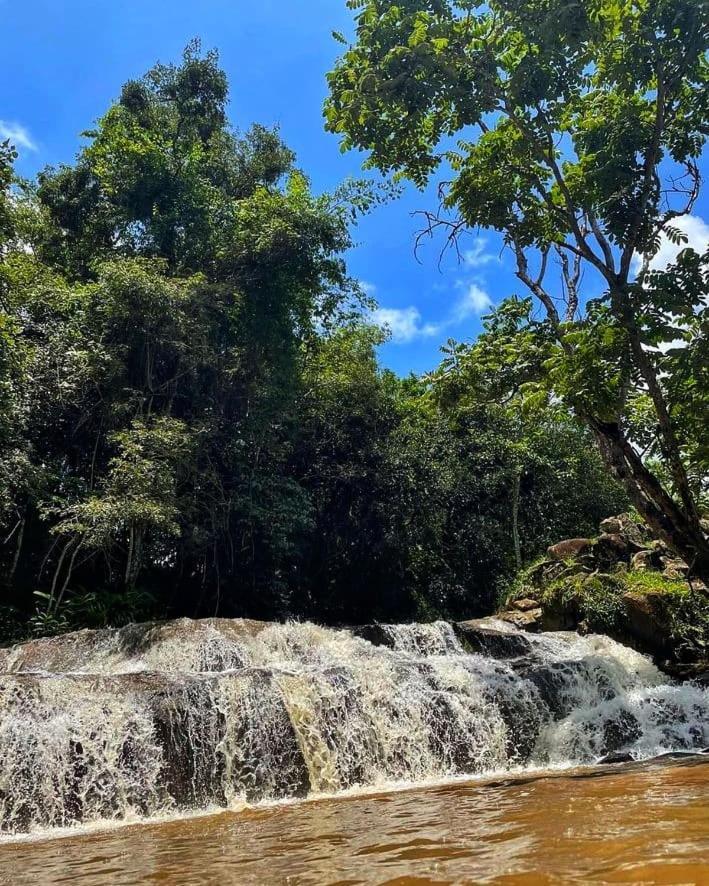 Chales Cachoeira Do Cafundo Bueno Brandão Eksteriør bilde